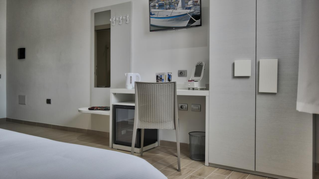 Charme Suite B&B Experience Santa Teresa Gallura Buitenkant foto